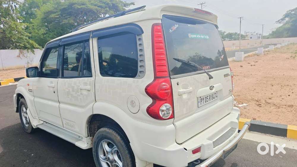 Mahindra Scorpio Vlx 2wd Abs At Bsiii, 2009, Diesel
