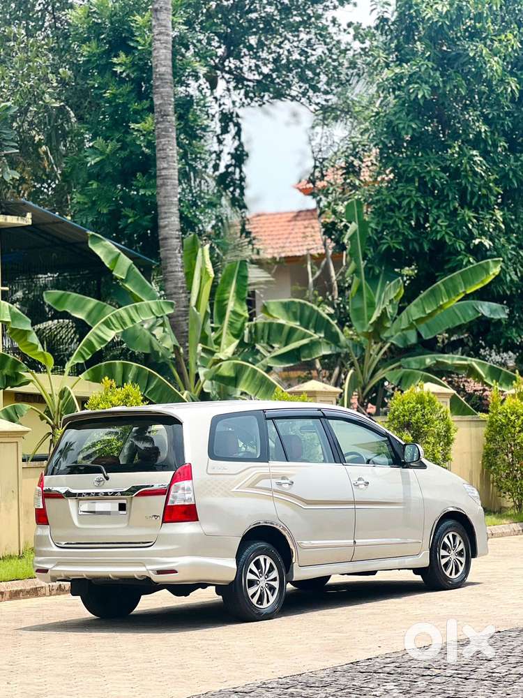 Toyota Innova 2.5 V 7 Str, 2015, Diesel