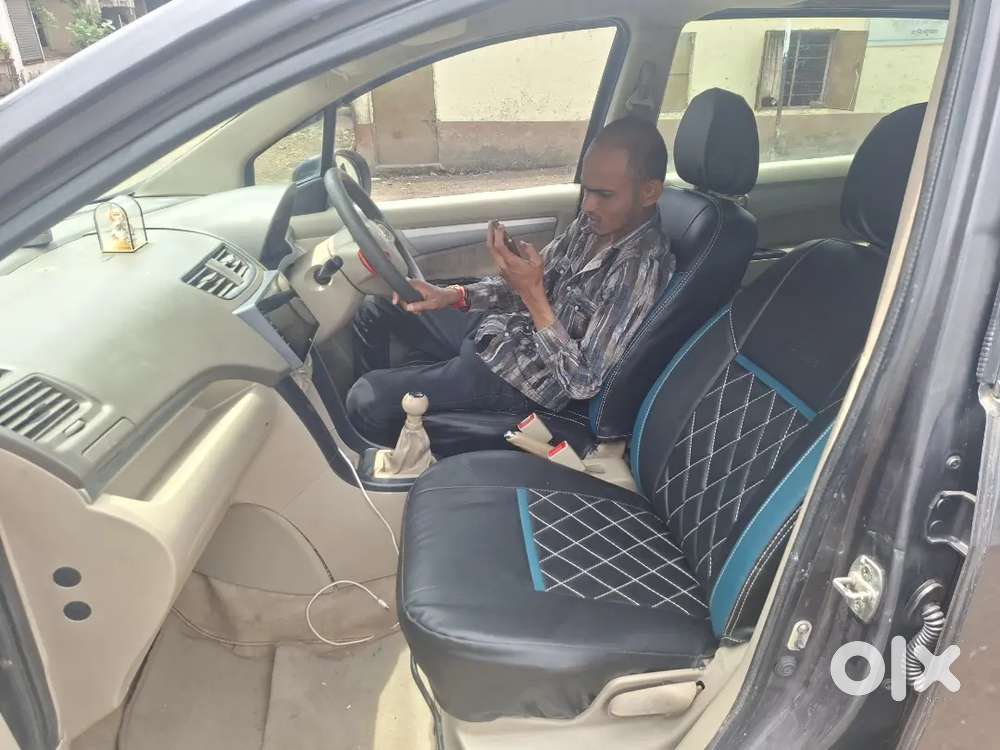 Maruti Suzuki Ertiga 2013