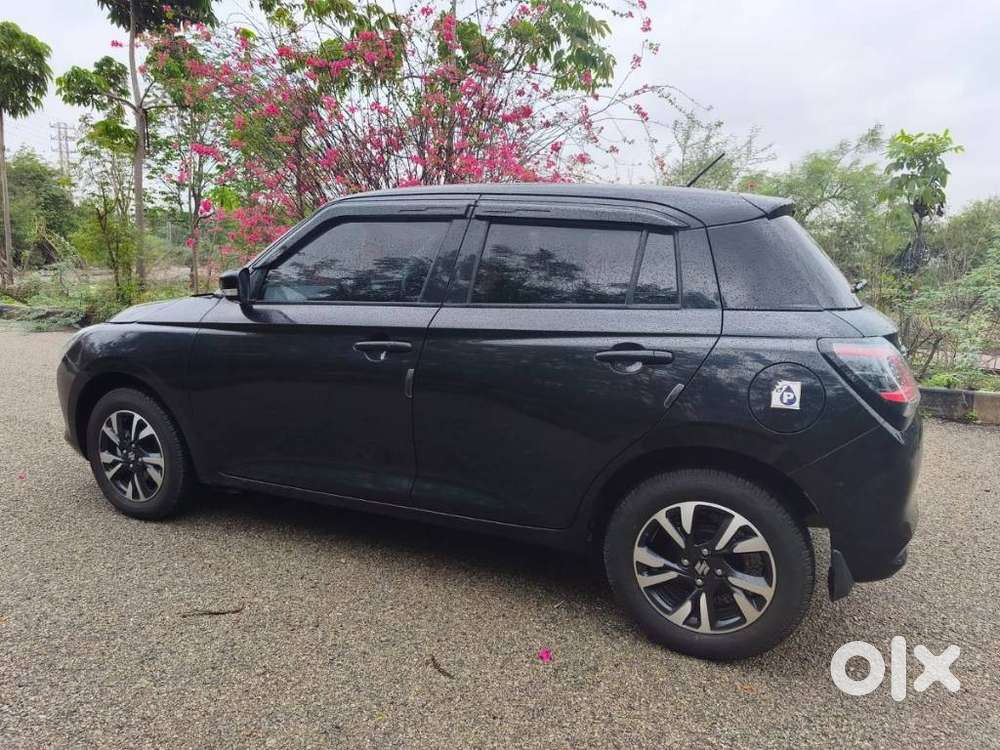 Maruti Suzuki Swift Zxi Plus, 2025, Petrol
