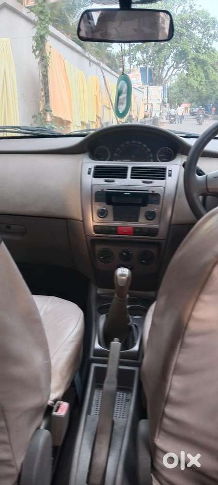 Tata Indica Vista Aura 1.3 Quadrajet (abs), 2010, Diesel