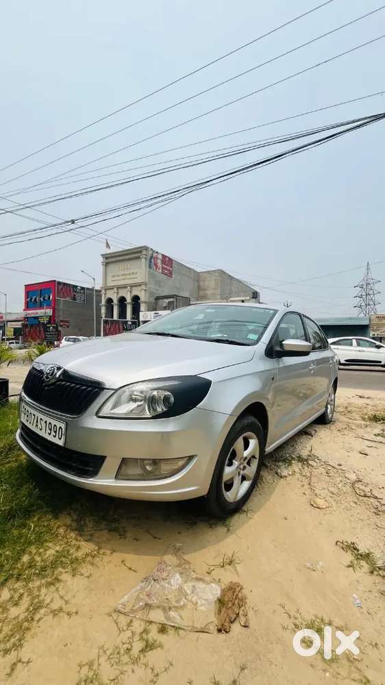 Skoda Rapid 2014 Diesel 145000 Km Driven