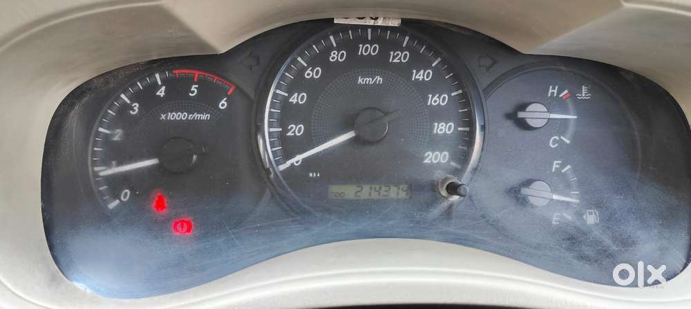 Toyota Innova 2.5 G (diesel) 8 Seater, 2013, Diesel