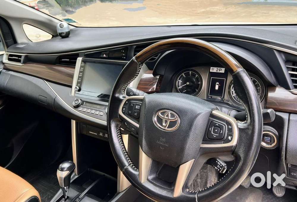 Toyota Innova Crysta 2021