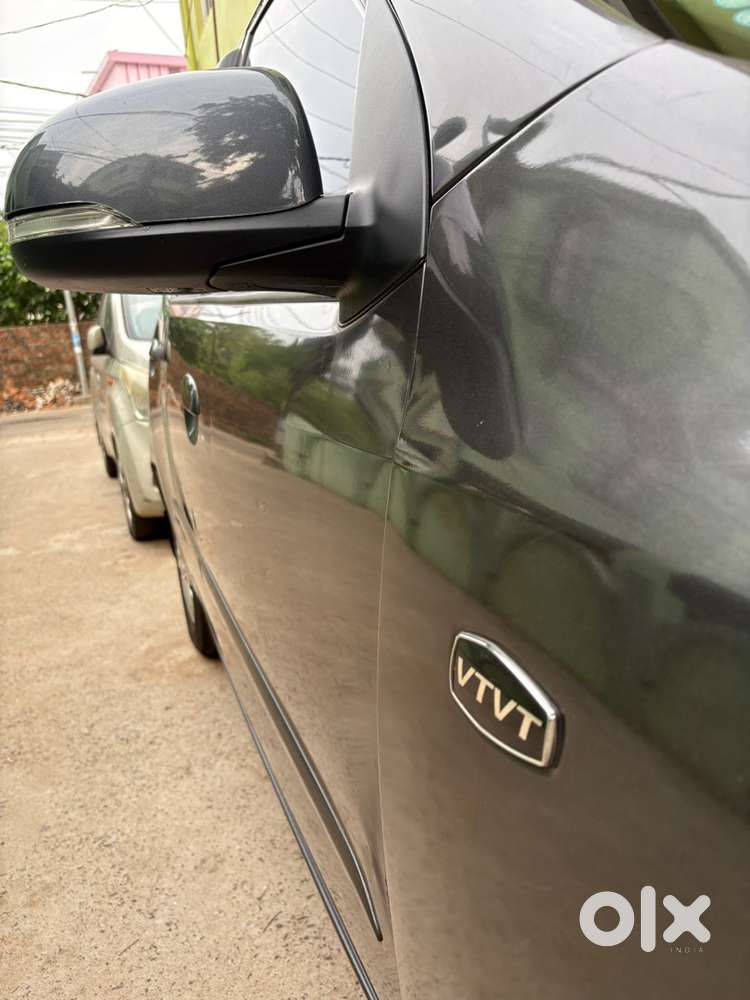 Hyundai I10 Sportz 2011