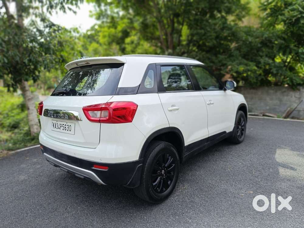 Maruti Suzuki Brezza 1.5 Vxi Smart Hybrid, 2022, Petrol