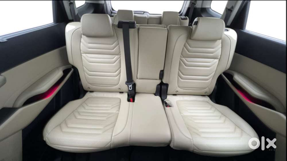 Kia Carens 1.5 Luxury Plus Turbo Dct 7 Str, 2023, Petrol