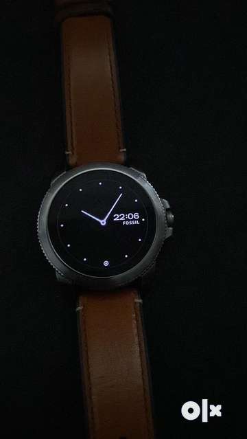 Fossil best sale smartwatch maps