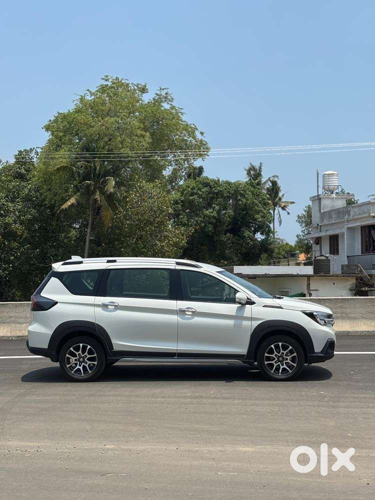Maruti Suzuki Xl6 1.5 Alpha Mt, 2024, Petrol