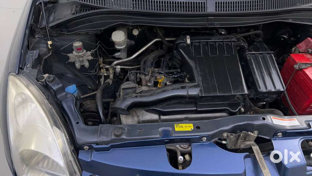 Maruti Suzuki Swift Dzire 1.2 Lxi Bsiv, 2012, Petrol