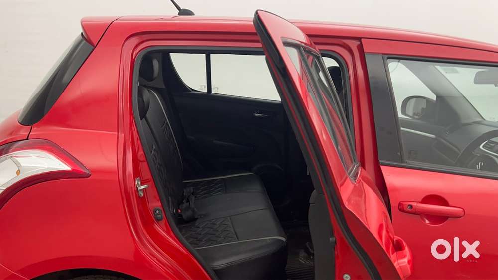 Maruti Suzuki Swift Vvt Vxi, 2016, Petrol