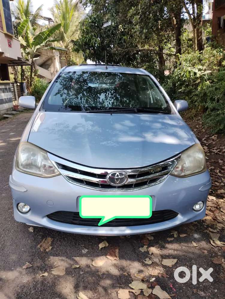 Toyota Etios Liva V 2012 Petrol 140000 Km Driven