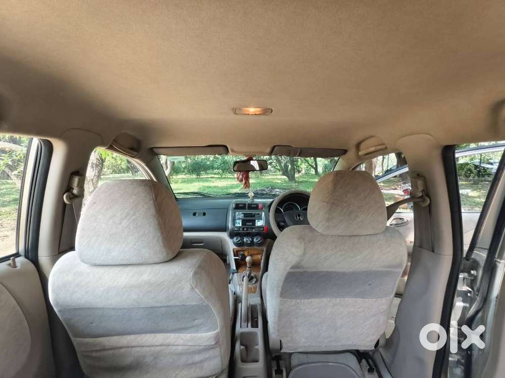 Honda City Zx 2005 Petrol Well Maintained