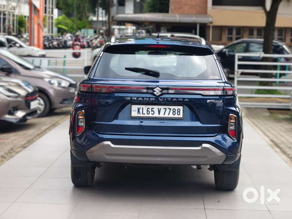 Maruti Suzuki Grand Vitara 1.5 Zeta Plus Intelligent Hybrid Ecvt, 20..
