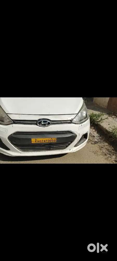 Hyundai Xcent 2015