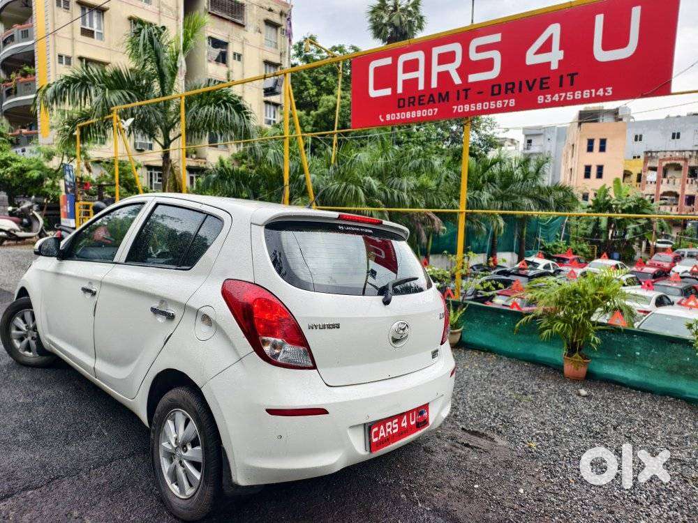 Hyundai I20 Asta 1.2 O With Sunroof, 2013, Petrol