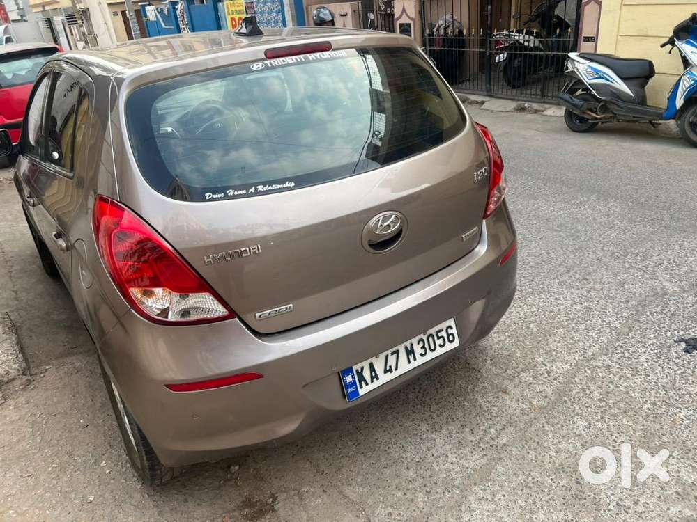Hyundai I20 2012 Diesel 80000 Km Driven, Brand New Tires