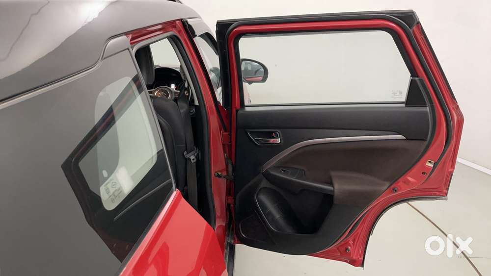 Maruti Suzuki Vitara Brezza 1.5 Zxi Plus At Dual Tone, 2022, Petrol