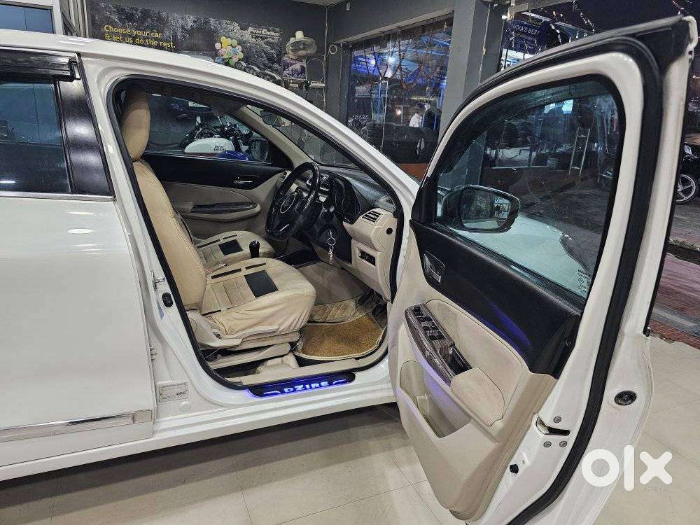 Maruti Suzuki Dzire Vxi Ags, 2022, Petrol