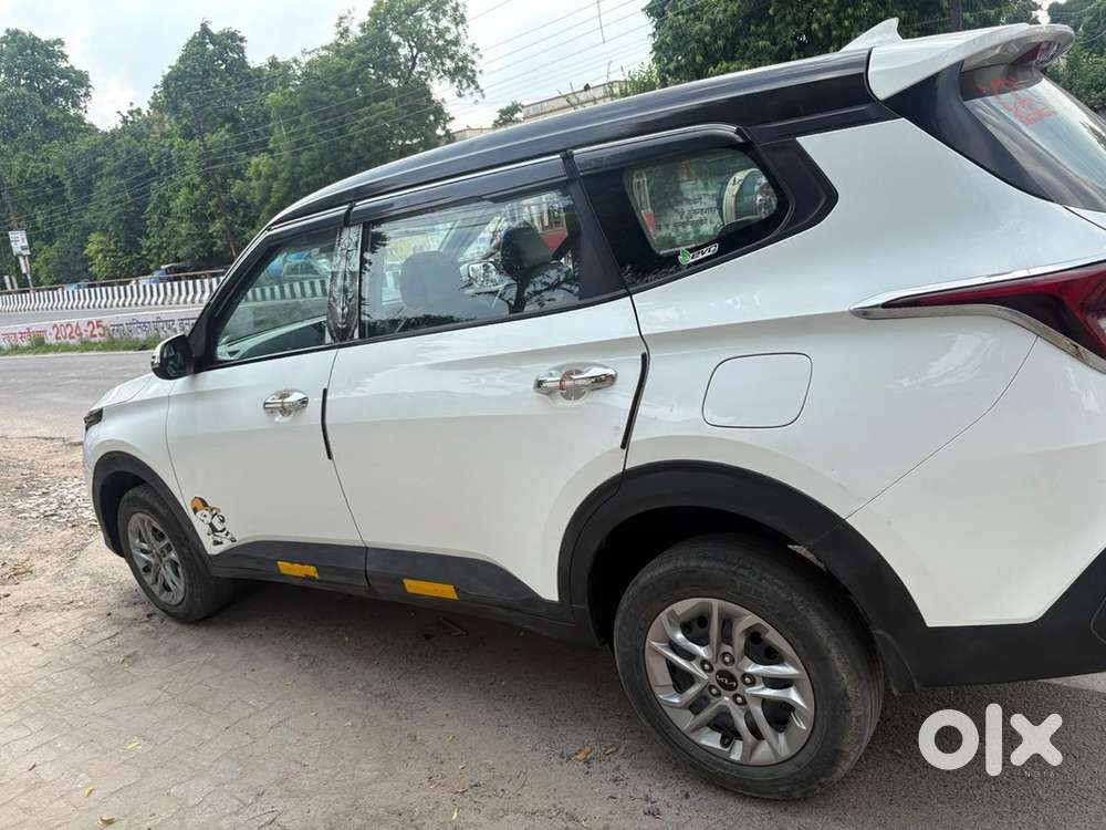 Kia Carens 1.5 Premium 2024