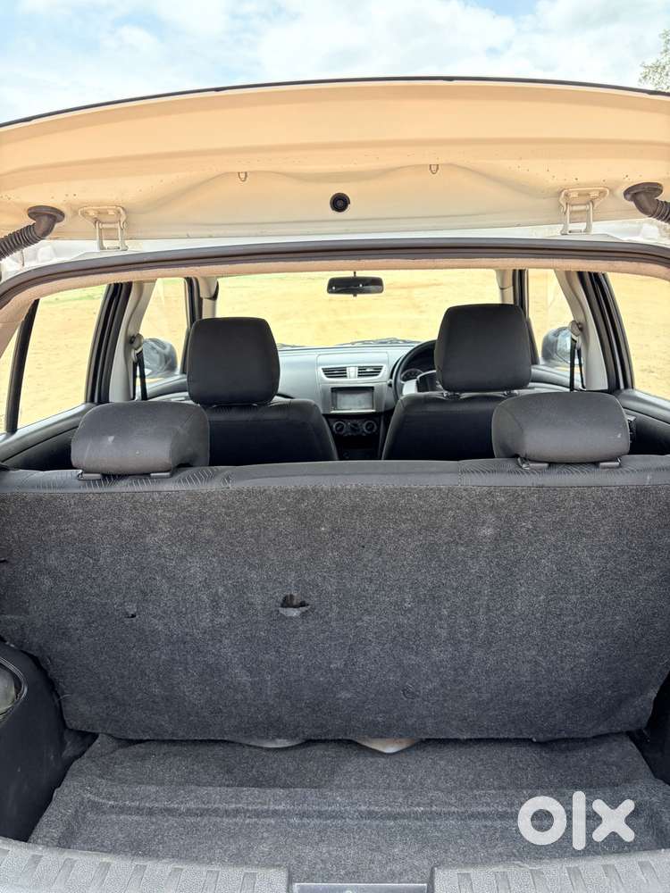 Maruti Suzuki Swift Vxi Optional, 2012, Petrol
