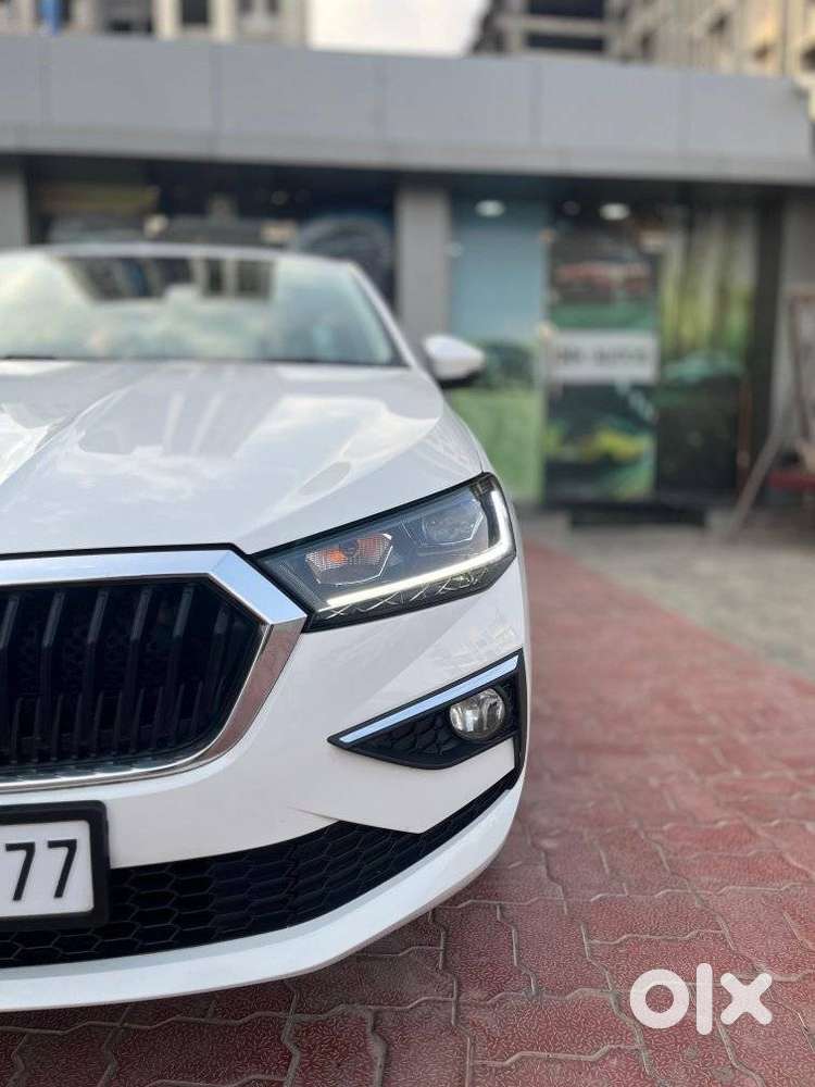Skoda Slavia Style 1.0l Tsi At, 2025, Petrol