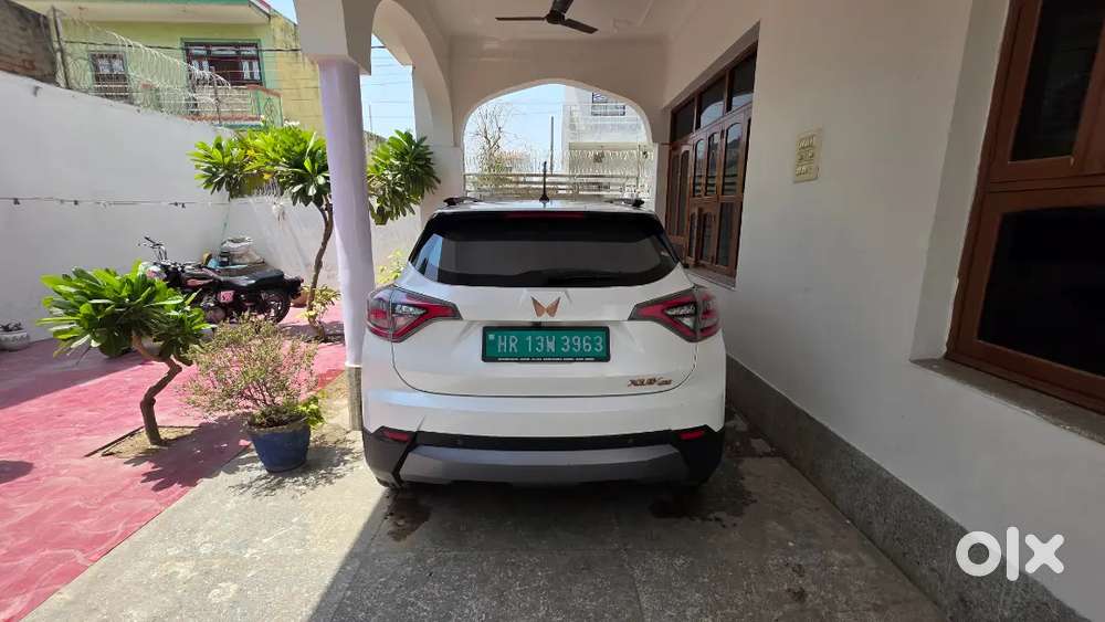 Mahindra Xuv400 2023 Electric Well Maintained