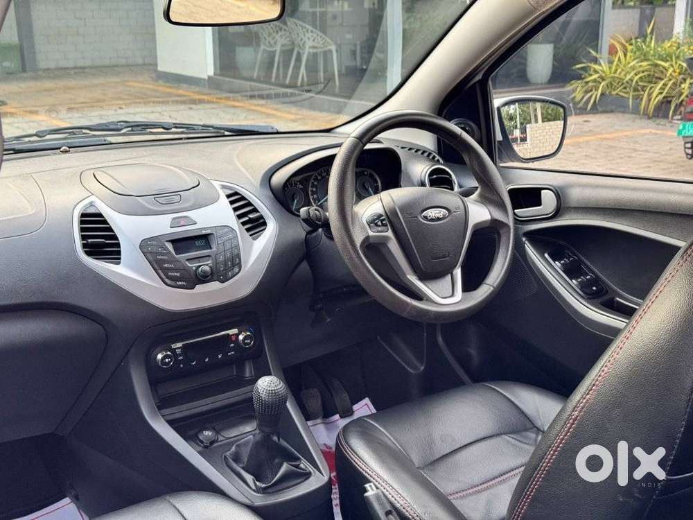 Ford Figo Petrol Titanium, 2017, Petrol