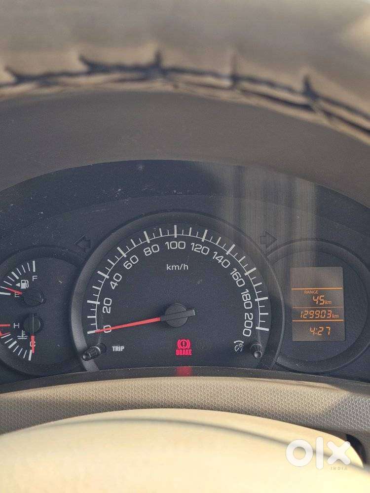 Maruti Suzuki Ertiga Lxi, 2014, Petrol