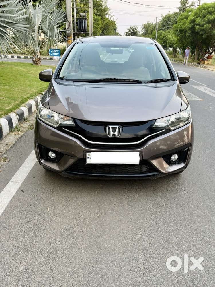 Honda Jazz V Automatic, 2015, Petrol