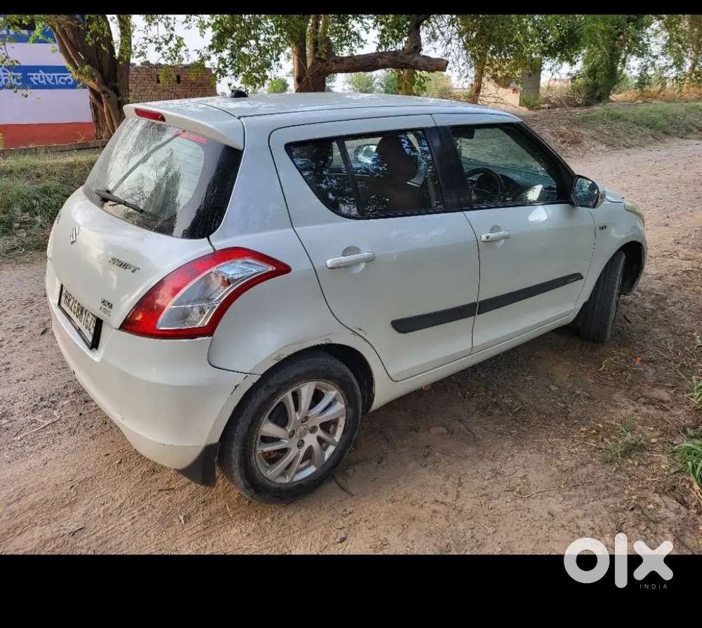 Maruti Suzuki Swift Zxi Petrol  2011 Pass 2031 Tak.