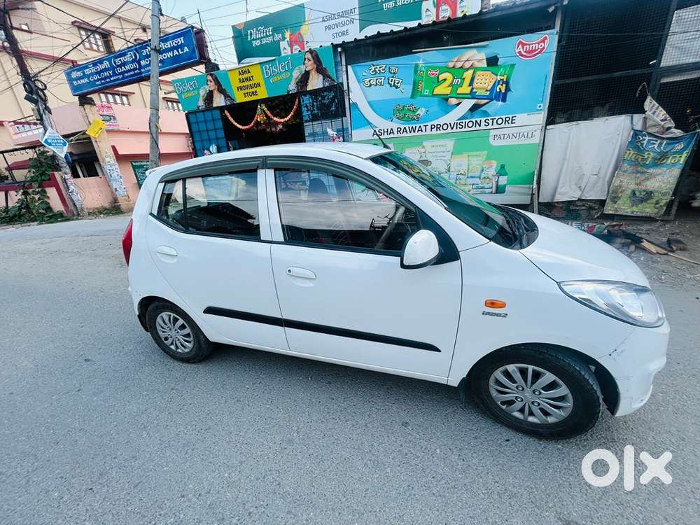 Hyundai I10 Sportz 2016 Car