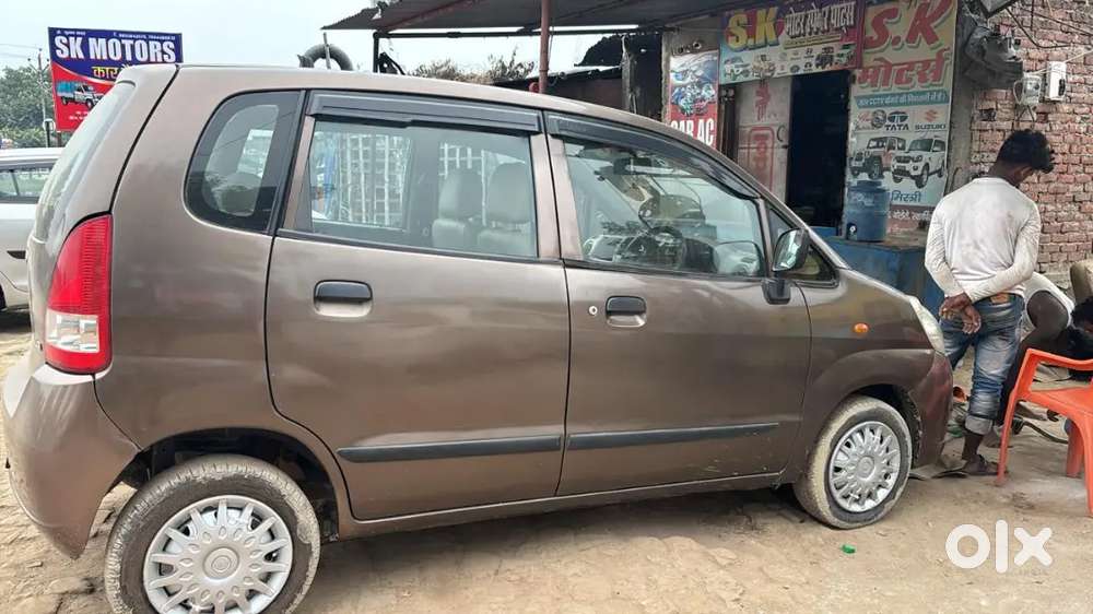 Maruti Suzuki Zen Estilo 2010