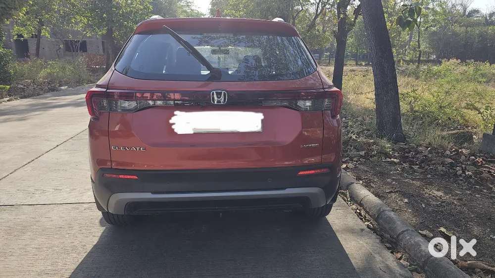 Honda Elevate 2024 Petrol Well Maintained Single Owner Less Driven
