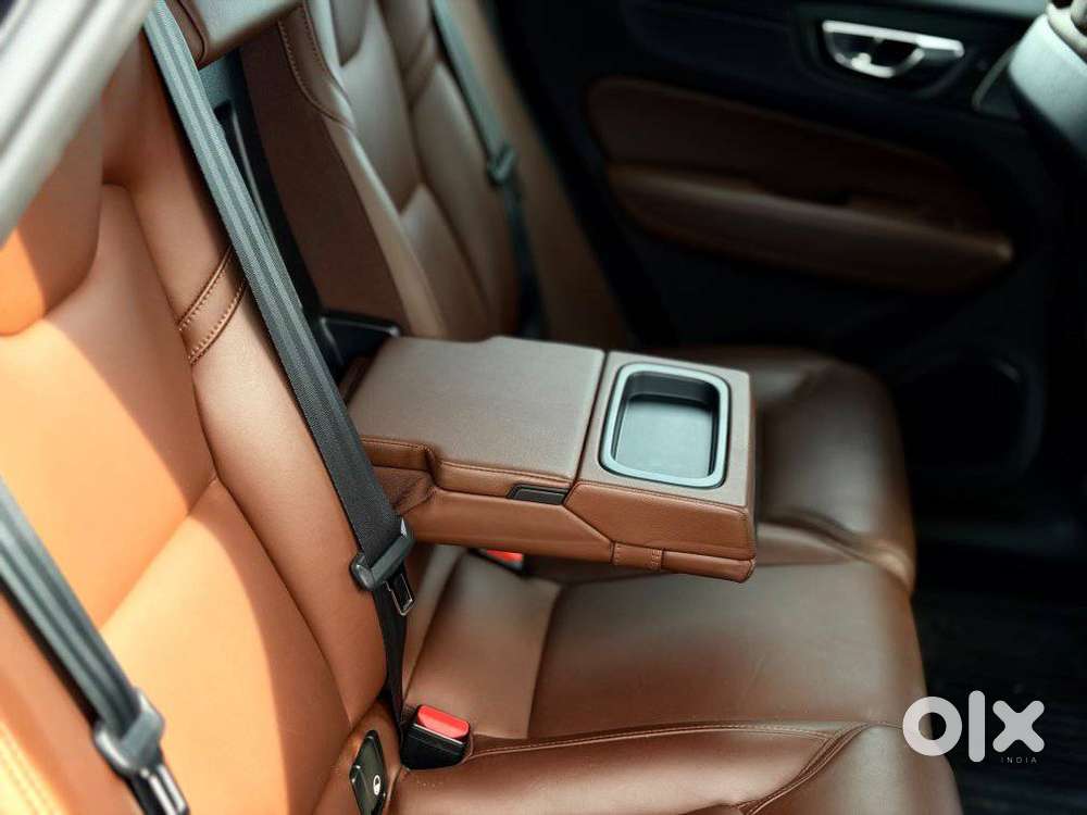 Volvo Xc60 2.4 D5 Awd At, 2021, Diesel