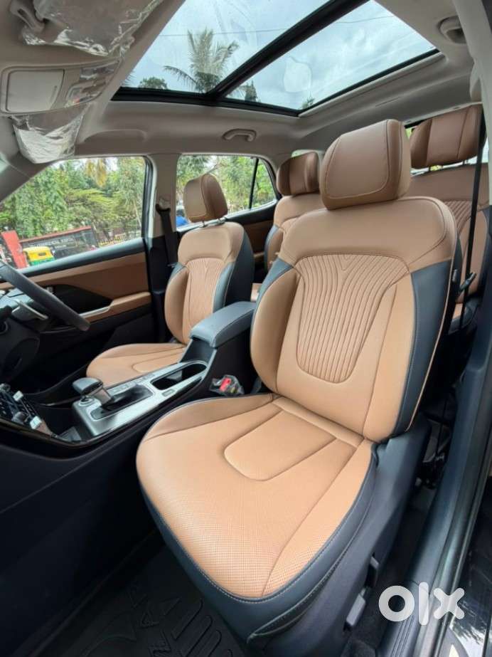 Hyundai Alcazar Signature 1.5 Petrol Dct 6str, 2025, Petrol