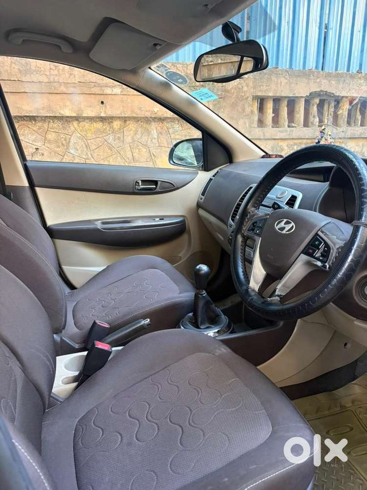 Hyundai I20 2011 Petrol Well Maintained