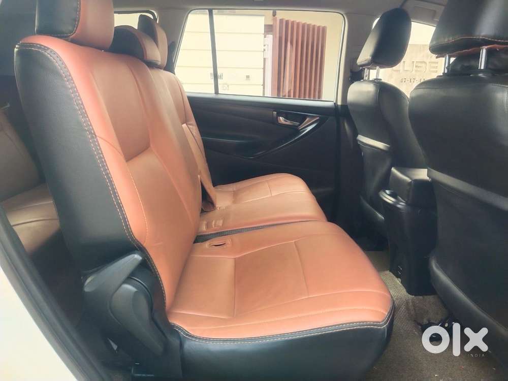 Toyota Innova Crysta 2.4 G Mt 8s, 2017, Diesel