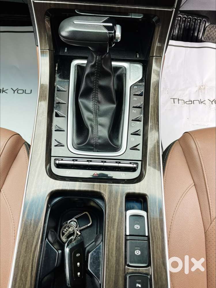 Mg Hector Plus Savvy Pro 1.5 Turbo Petrol Cvt 6 Str, 2023, Petrol