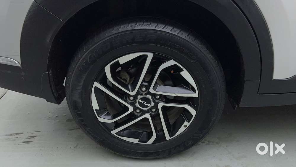 Kia Carens 1.4 Prestige Plus Turbo 7 Str, 2022, Petrol