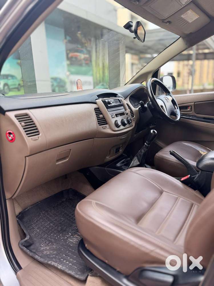 Toyota Innova 2.5 G (diesel) 7 Seater, 2015, Diesel