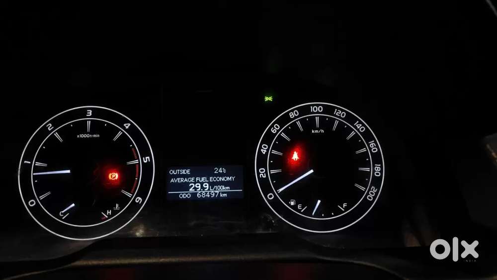 Toyota Innova Crysta 2.4 G Plus Mt 7 Str, 2022, Diesel