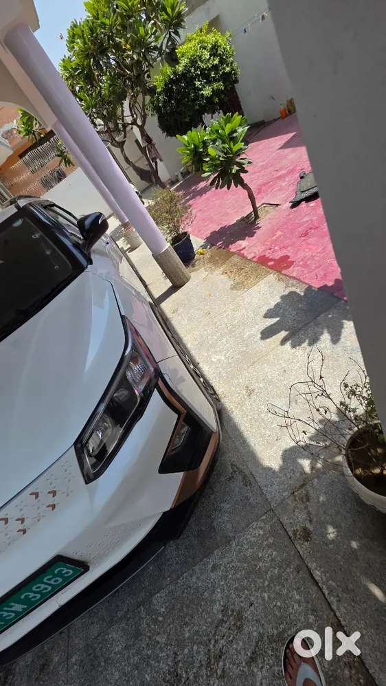 Mahindra Xuv400 2023 Electric Well Maintained
