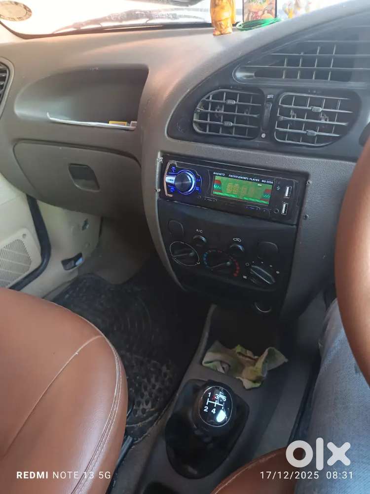 Ford Ikon 2007 Petrol 82000 Km Driven