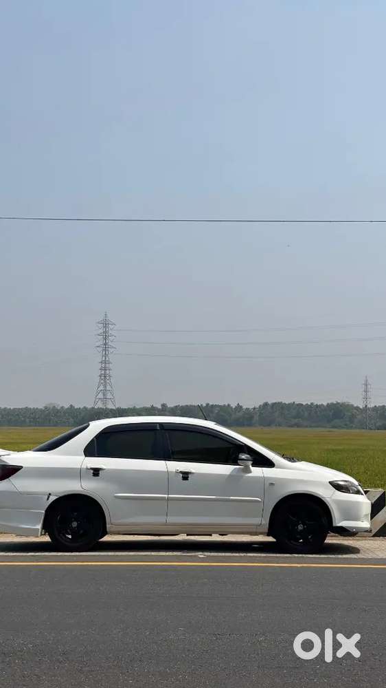 Honda City Zx 2006 Petrol Well Maintained