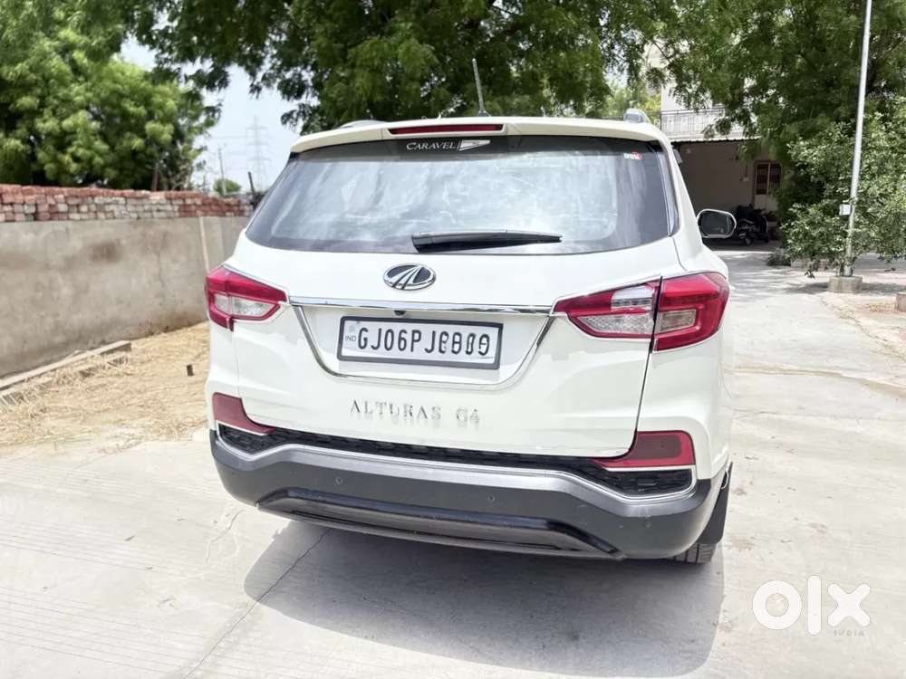 Mahindra Alturas G4 4wd At, 2022, Diesel