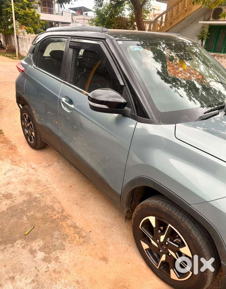 Tata Punch Petrol 2025