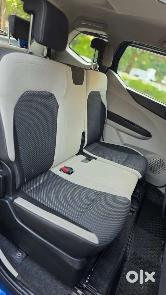 Renault Triber Rxz Easy-r Amt, 2020, Petrol