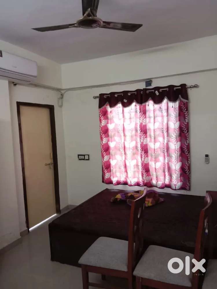 Flat available for rent - For Rent: Houses & Apartments - 1638359366