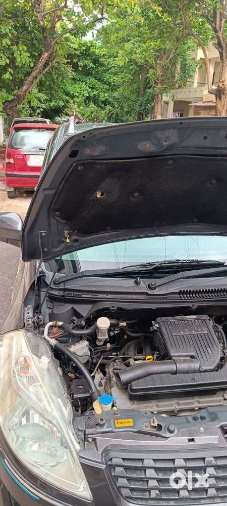 Maruti Suzuki Ertiga Zxi, 2013, Petrol